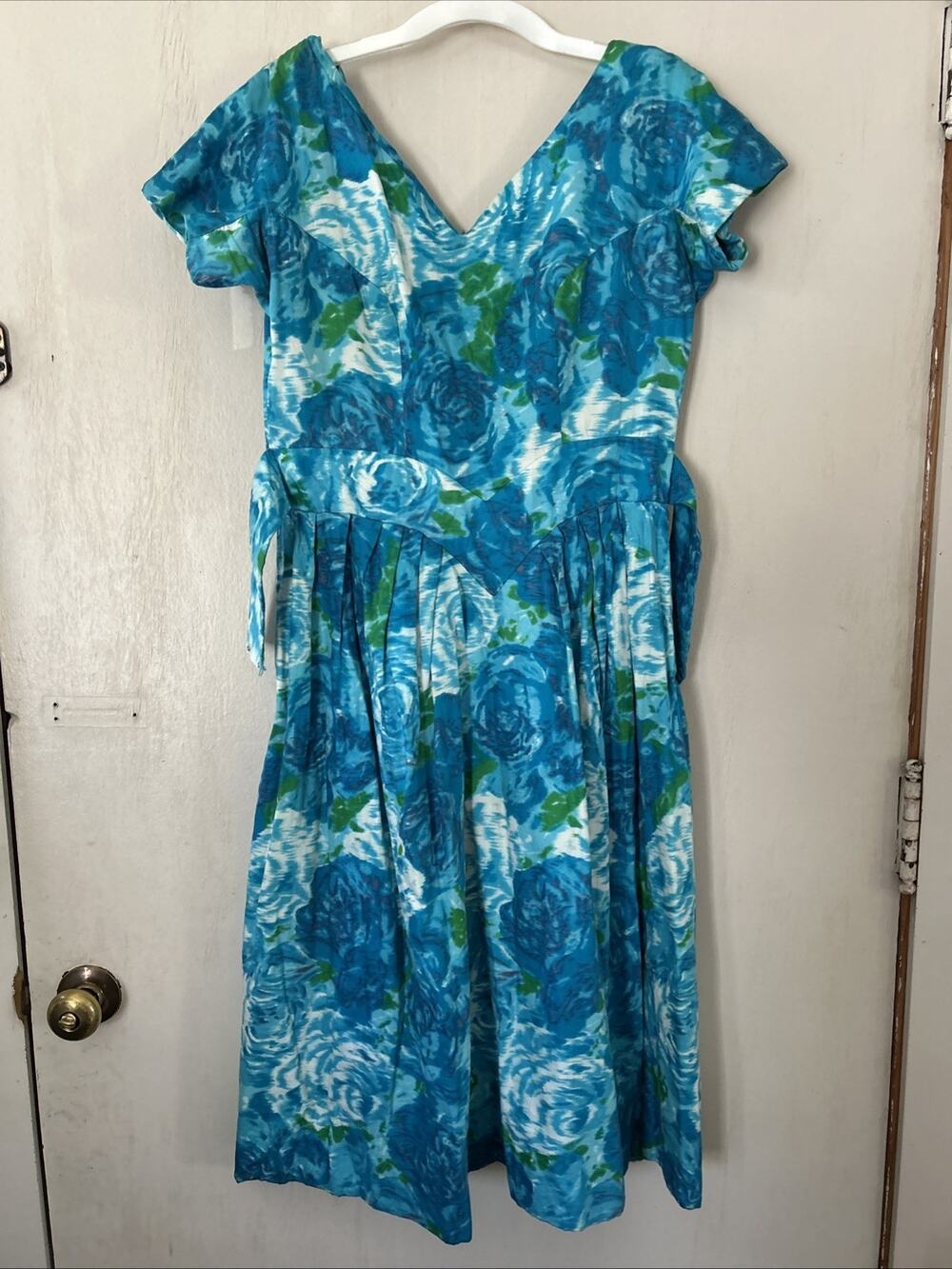 Gorgeous 1950s SUZY PERETTE New Look Floral Fit Flare Dress Small Read